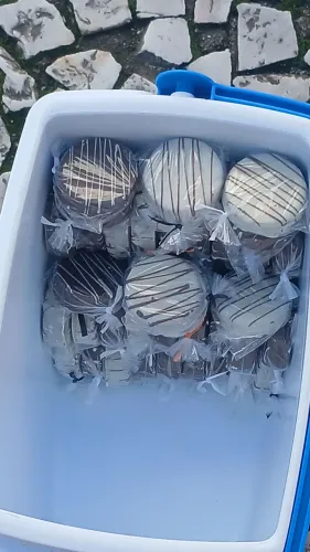 Vaga para confeiteira sem experiência 