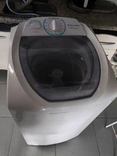 MAQUINA DE LAVAR 7KG ELETROLUX - SEMI NOVA