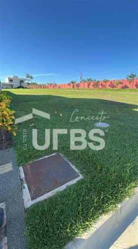 Vende-se terreno localizado no Jardins Itália