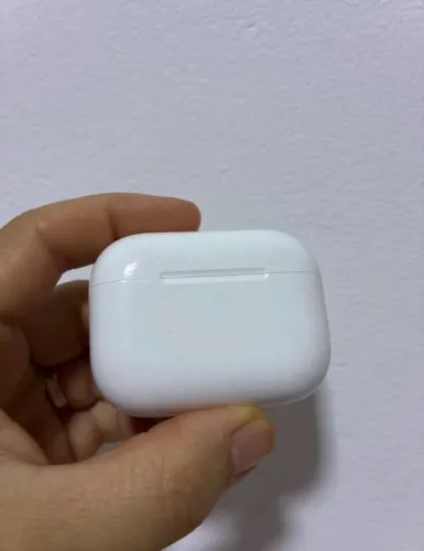 AirPods Pro Apple