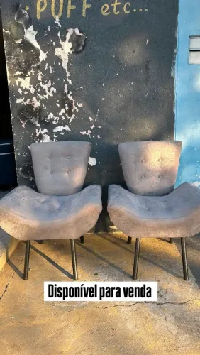 Vende se estás duas poltronas
