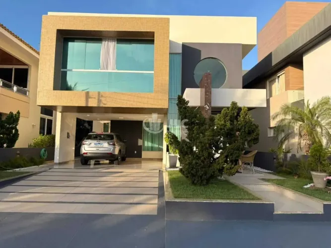 Casa Alto Padrão  5 Suítes | 380m² de conforto e exclusividade [7616]