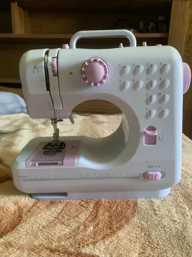 Máquina de costura portátil 