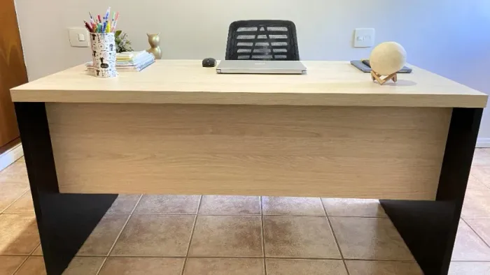 Mesa de Escritório / Escrivaninha Home Office 1.50m
