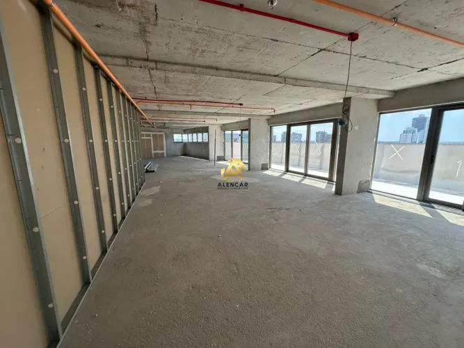 Andar Comercial 360m² na Enseada do Suá, Vitória Região Corporativa Consolidada