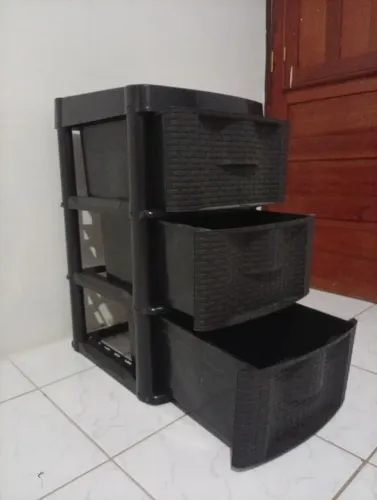 Gaveteiro preto 