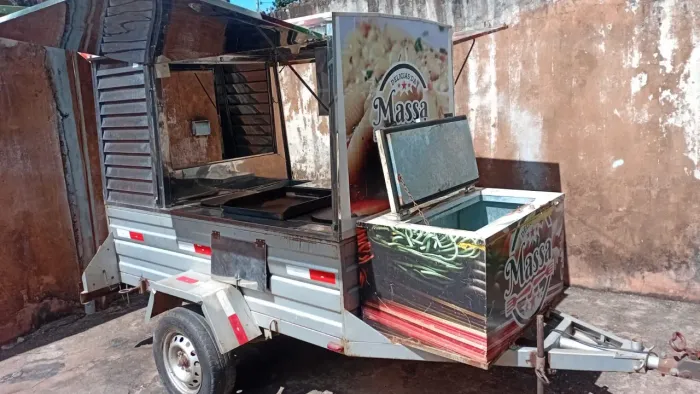 Vendo treilher inox pra quem quer ganhar uma extra