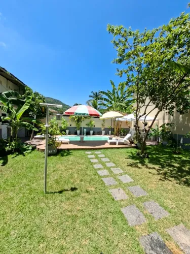Casa Triplex Com Piscina - Região Oceânica De Niterói - Temporada