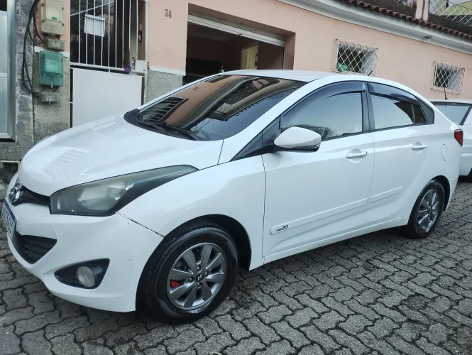 Hyundai HB20S C.plus/c.style 1.6 Flex 16V Mec.4p 2015