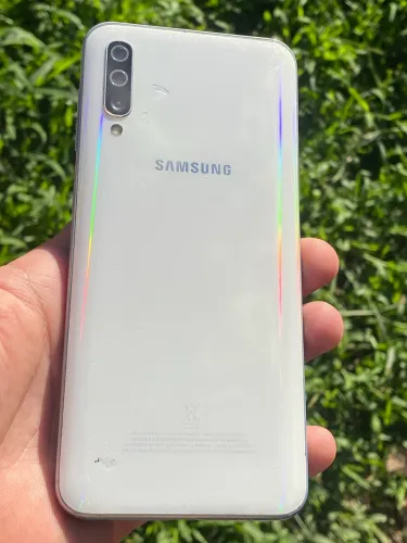 GALAXY A50 64g Tudo funcionando Ac cartão  