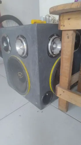 Som automotivo