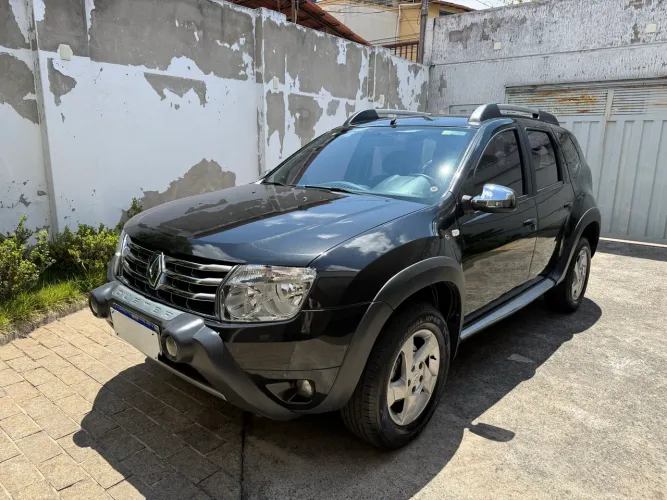 Renault Duster Dynamique 2.0 Hi-flex 16V Aut. 2014