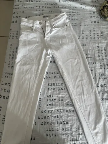 Calça branca Zara