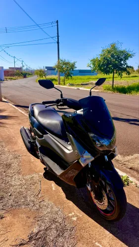 Vendo moto Nmax 160
