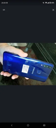 Samsung A20s