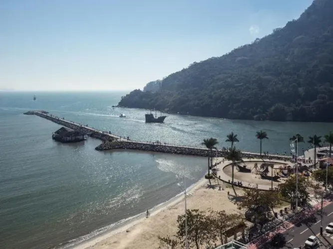 ESPETACULAR APARTAMENTO DE ALTO PADRÃO FRENTE MAR COM 4 SUÍTES NA BARRA SUL EM BALNEÁRIO C