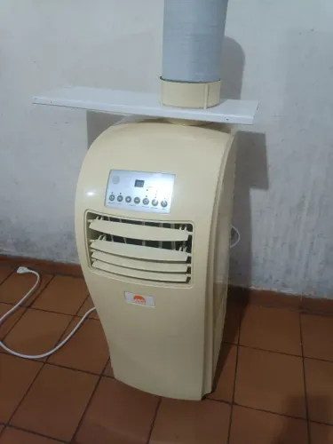 Ar condicionado portátil 10mil BTUs funcionando perfeitamente 