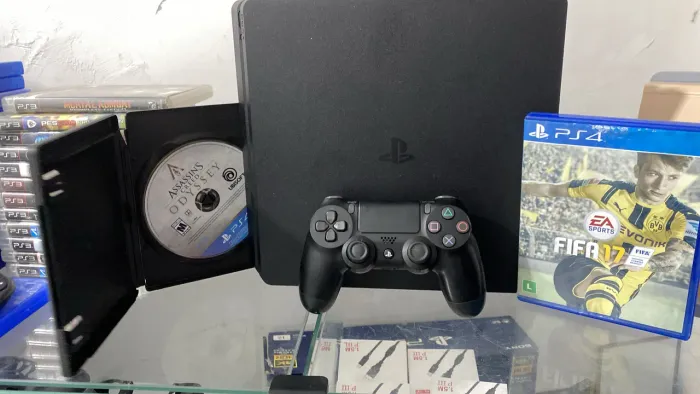 Ps4 SLIM 1 TERA 2 jogos 