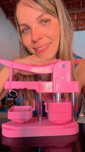 Máquina de bottons quadrada mecolour nova