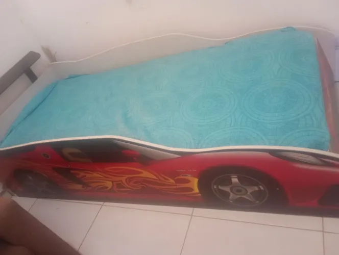 Vendo cama solteiro