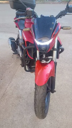 Moto Fazer Yamaha 250.   2022/2023