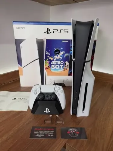 Vendo um Ps5, Digital e física.