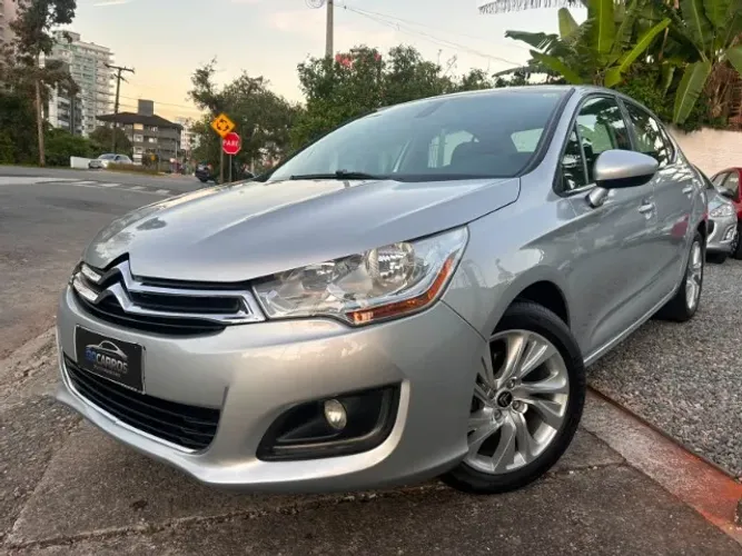 Citroen C4 Lounge Tendance 2.0 Flex 4P Aut. 2014