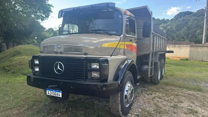 MB 2217 1988 traçado