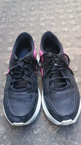 Tênis feminino