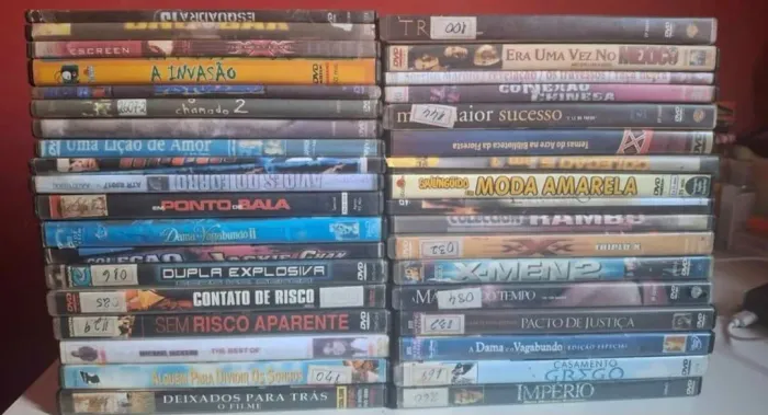 vende-se DVD's originais.
