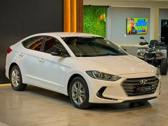 Hyundai Elantra 2.0 16V Flex Aut. 2017