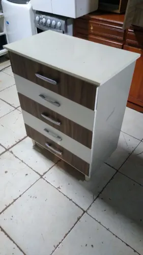 Cômoda 5 Gavetas usada em bom estado (( entregamos ))