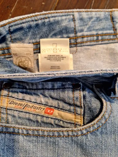 Calça diesel