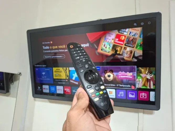 Smart TV LG 32" com controle SmartMagic