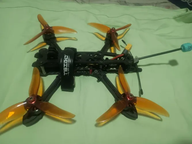 DRONE FPV 5? 4S COMPLETO - PRONTO PARA VOAR