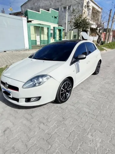 Fiat Bravo Sporting 1.8 Dualogic Flex 16V 5P 2014