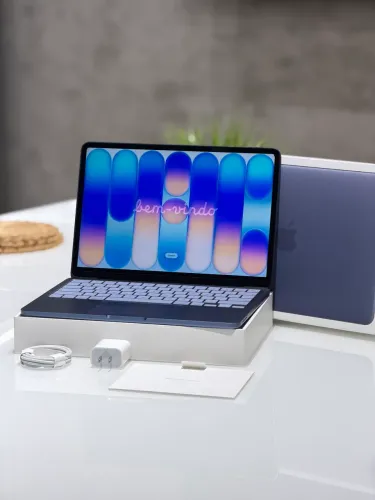 MacBook Neo 256GB/8GB. Garantia Junho 2027