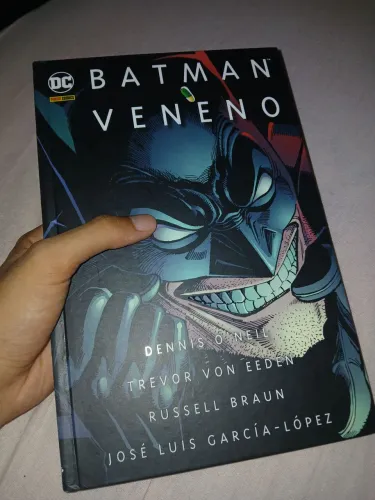 Batman Veneno - Capa Dura