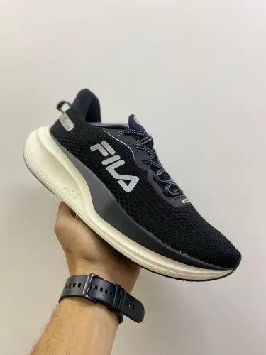 TÊNIS DE CORRIDA - de 599,99 por 399,99