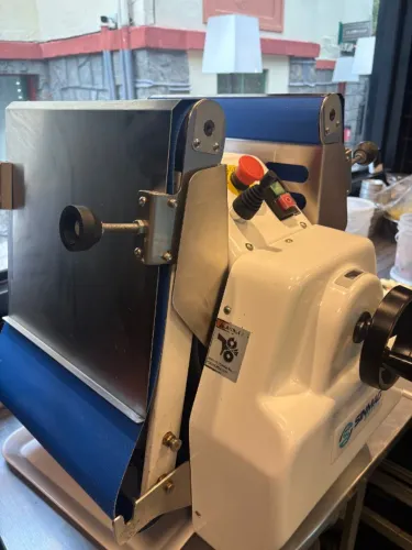 LAMINADORA DE MESA SINMAG