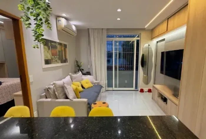 Apartamento de 2 quartos no Bairro de Copacabana