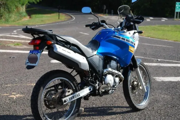 Ténéré 250 Azul