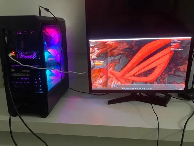 PC GAMER + MONITOR 144HZ
