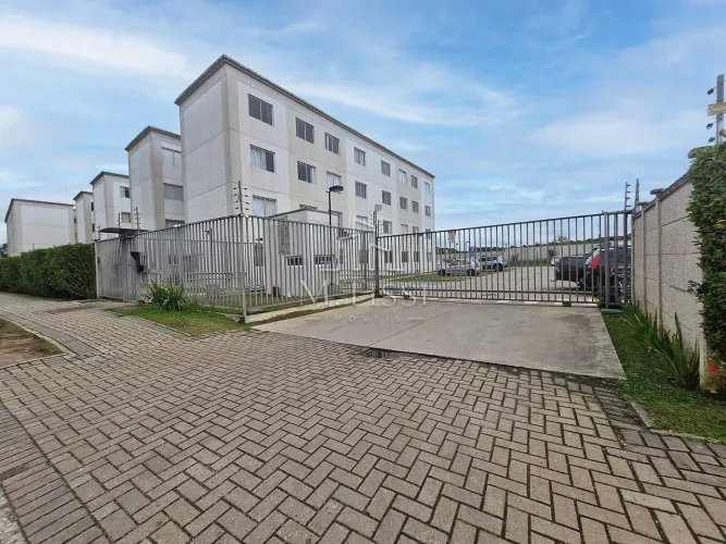APARTAMENTO com 2 dormitórios à venda com 43m² por R$ 290.000,00 no bairro Santa Cândida -