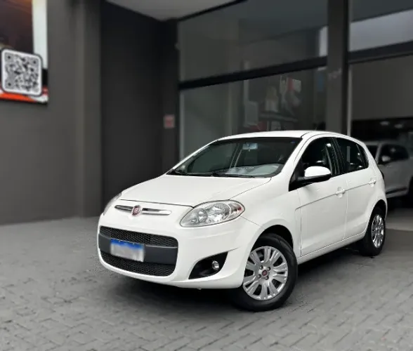 Fiat Palio Essence 1.6 Flex 16V 5P 2016