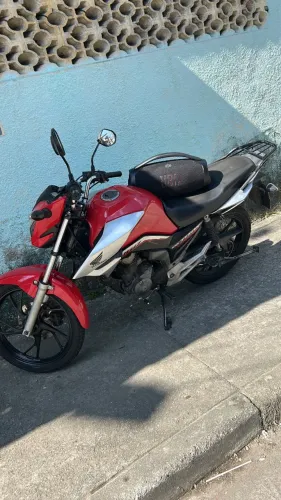 Titan 160