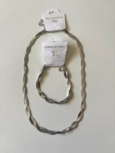 Conjunto em Aço