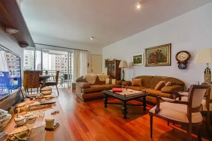 Apartamento com 95m2, 2 suites, 2 vagas!