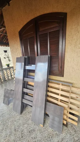 Vendo cama beliche bem conservada