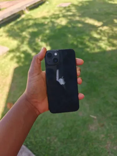 iPhone 14 black